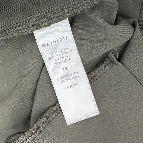 Athleta Size 18 Green Brooklyn Ankle Pants Lightweight Travel Casual Athleisure - Picture 8 of 15